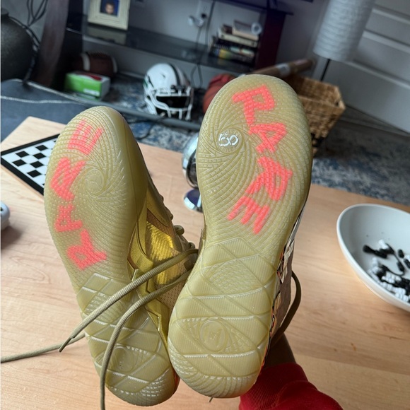Puma Athletic Shoes in Gold and Red - Picture 1 of 4
